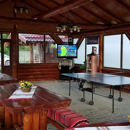 Pensiunea Casa Zarnesteana